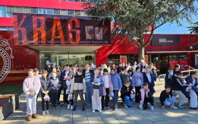 Drugi razredi u posjeti tvornici Kraš