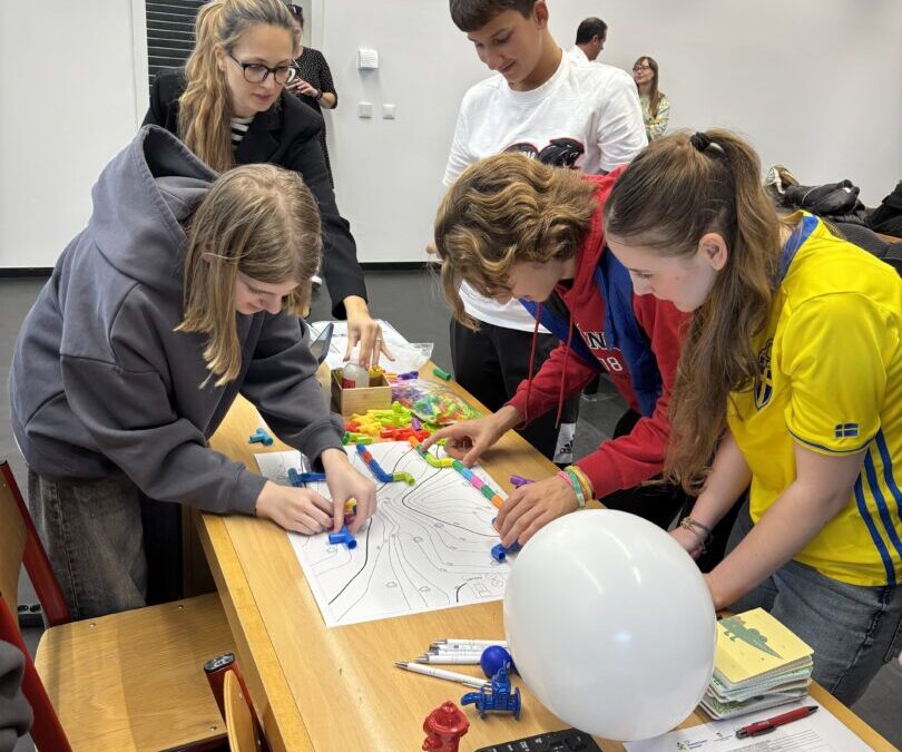 RADIONICA I PREDAVANJE „ZNANJE + KREATIVNOST = STEM INSPIRACIJA“