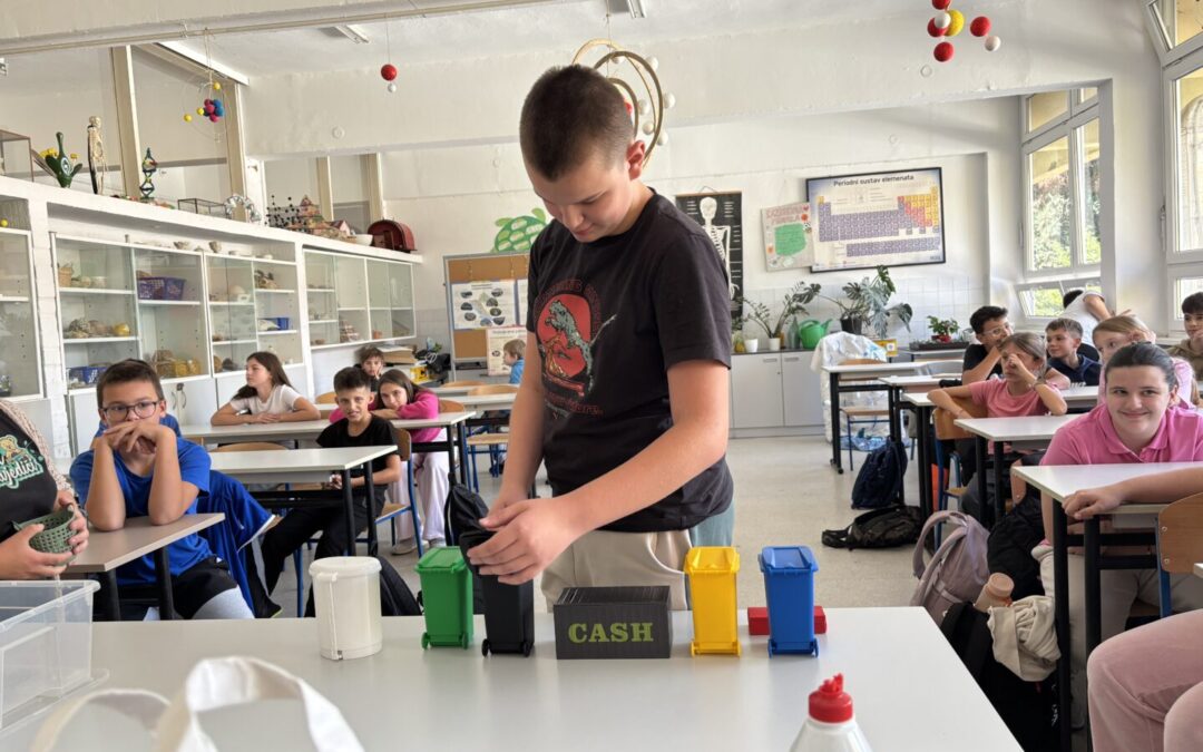 RADIONICA „RAZVRSTAVANJE OTPADA I RECIKLIRANJE“